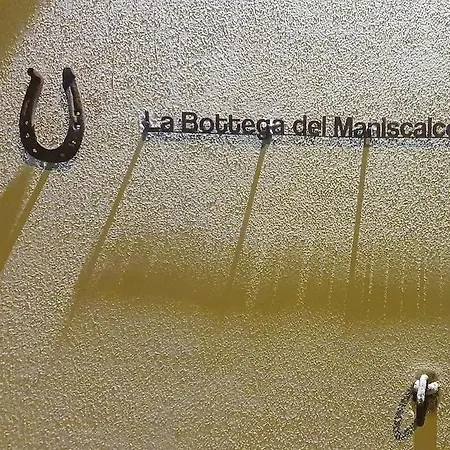 La Bottega Del Maniscalco Holiday home